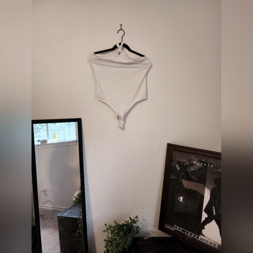 Soft Halter Bodysuit | Size: L